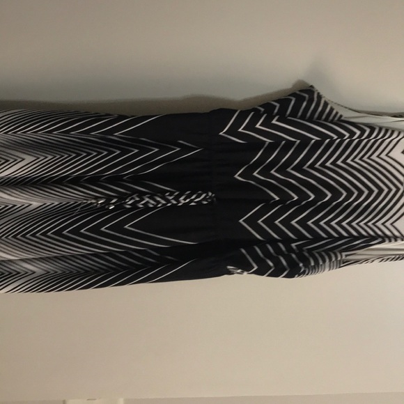 Long dress - Picture 3 of 5